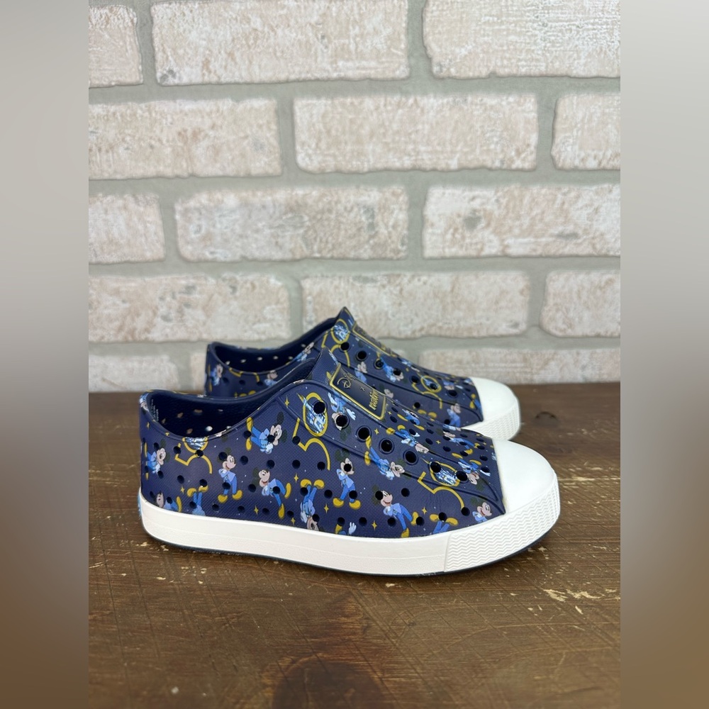 Native x Disney World Jefferson Slip-On 50th Blue Gold Shoes Size 13c - 0321